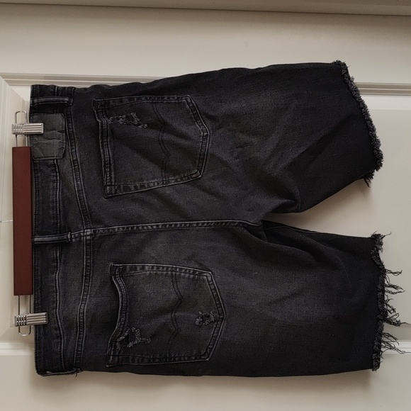 American Eagle Distressed Jean Shorts - Picture 2 of 4